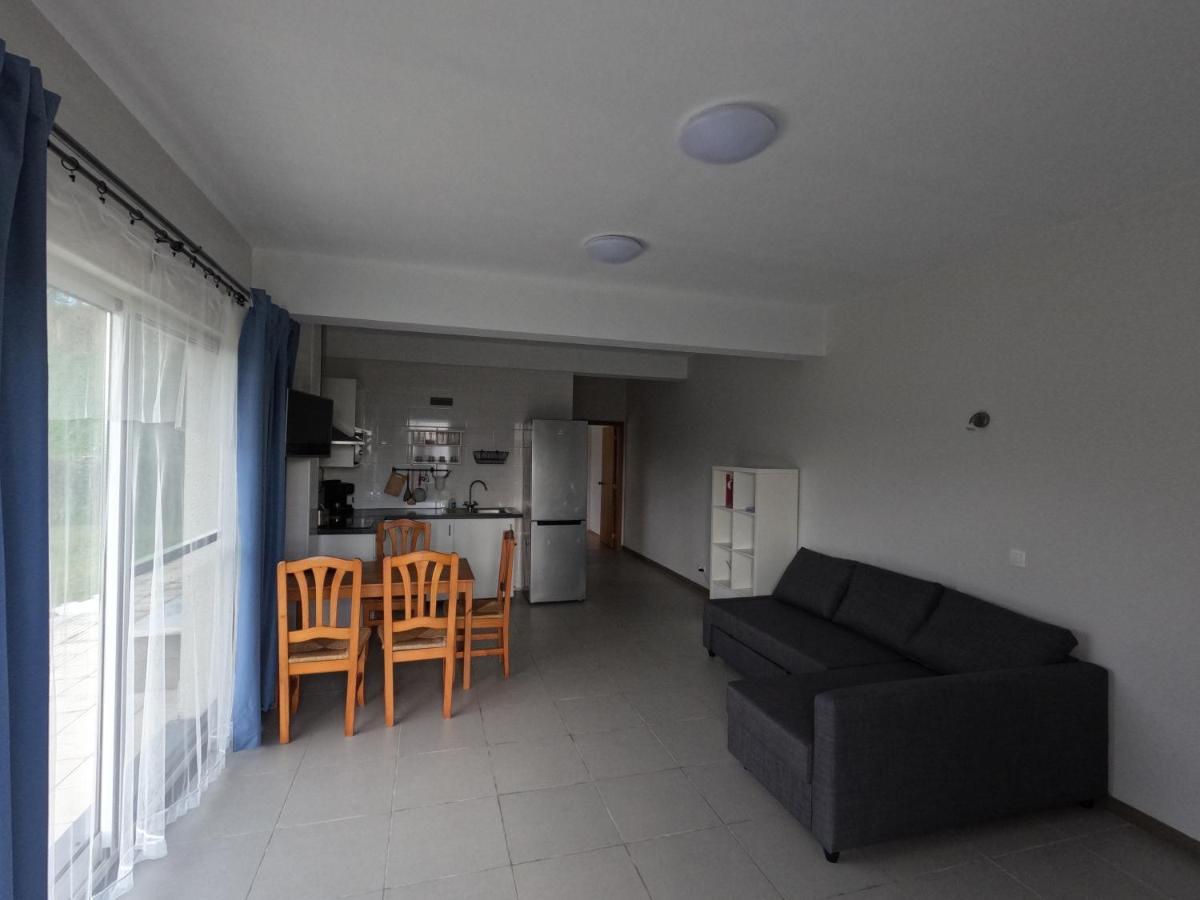 Apartamentos Praia Do Almoxarife Орта Екстер'єр фото