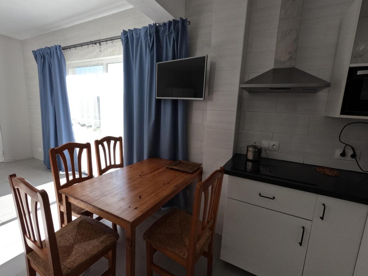 Apartamentos Praia Do Almoxarife Орта Екстер'єр фото
